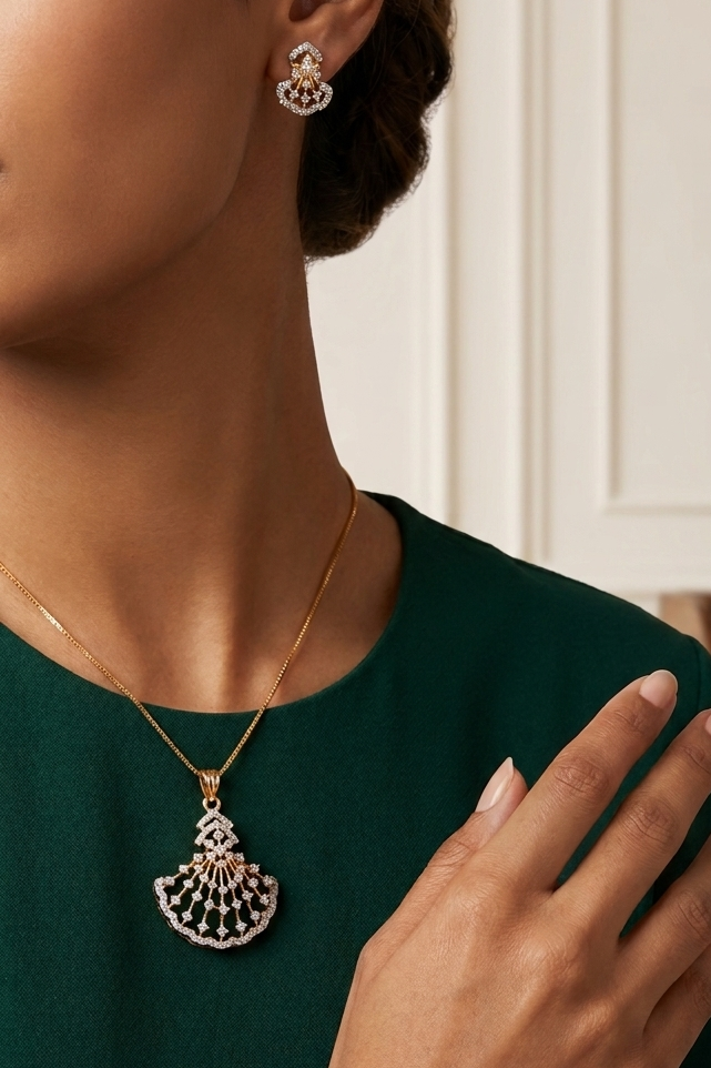 #LC1243 Eliza diamond pendant with earring
