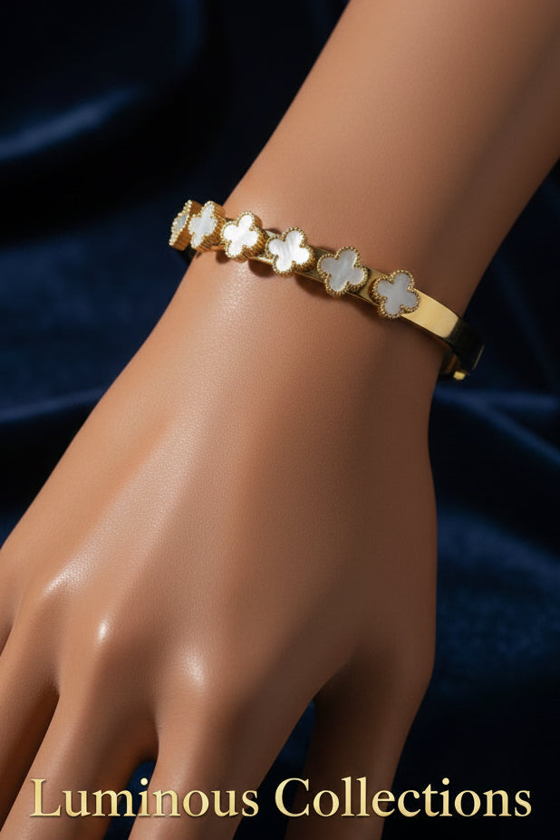 #LC1344 Sparkling Clover Cuff