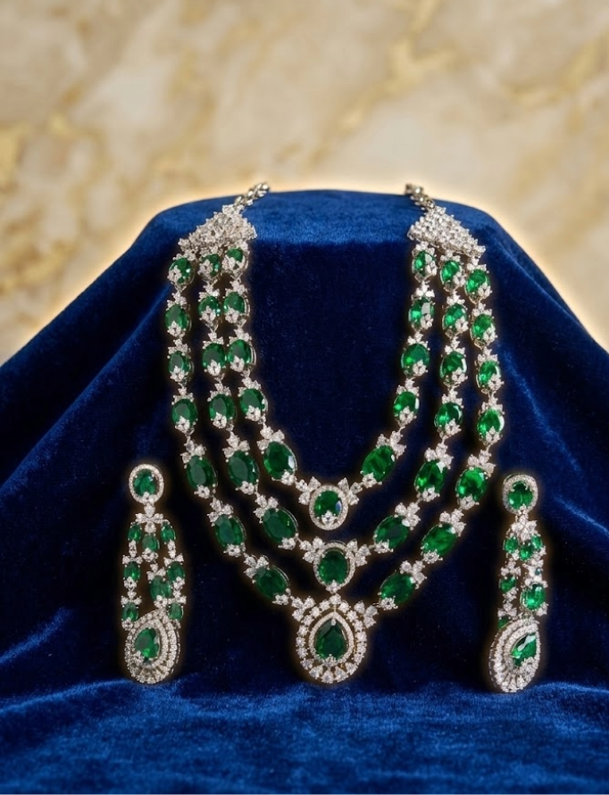 #LC1153 Multi-layered emerald and AD stone parure set