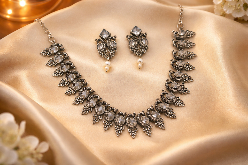 #LC1100 Silver Pearl Peacock Necklace Set