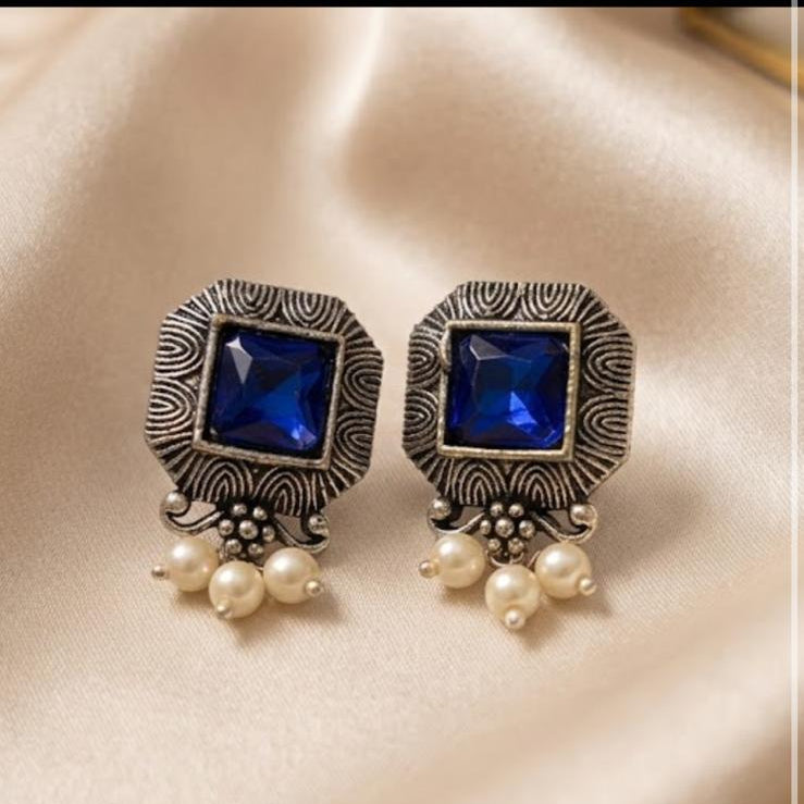 #LC1061 Royal Blue Earring