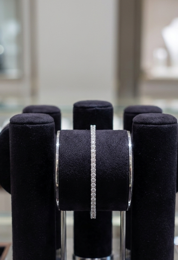 #LC1108 Diamond Bangle set (2 pc)